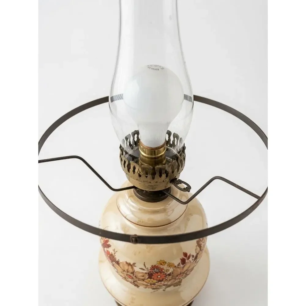 Vintage 1971 Gone With The Wind Style Hurricane Table Lamp | Milk Glass